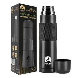 Cestovní termoska na kávu nebo čaj