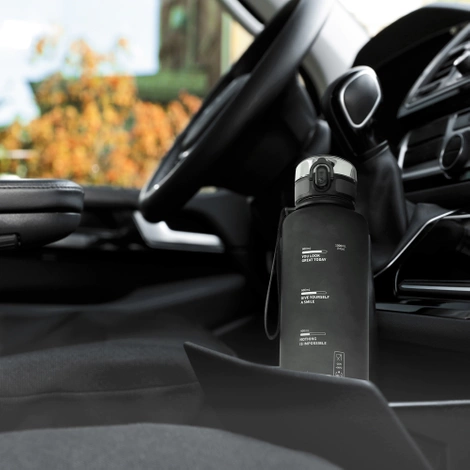 Sportovní láhev na vodu 1L černá