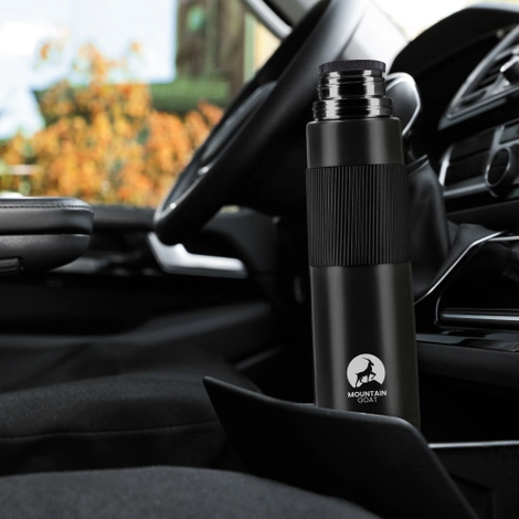 Cestovní termoska na kávu nebo čaj