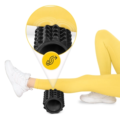 Masážní válec s výstupky EVA 33 cm černý