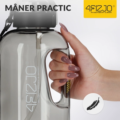 Sportovní láhev na vodu 2 L