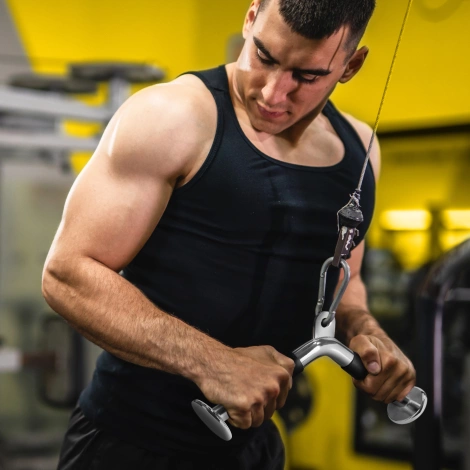 Vyvážený V-úchop