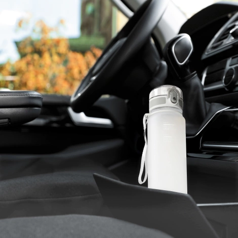 Sportovní láhev na vodu 650 ml šedá