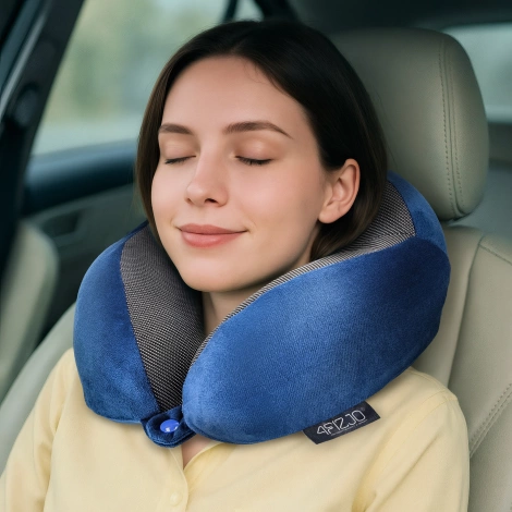 Cestovní polštář rohlík modrý