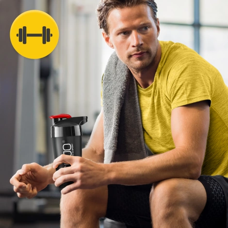 Sportovní šejkr ULTRA na proteinové nápoje 700 ml