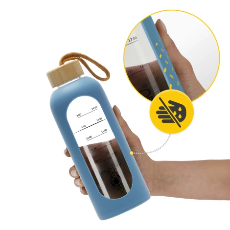 Skleněná láhev na vodu 750 ml modrá